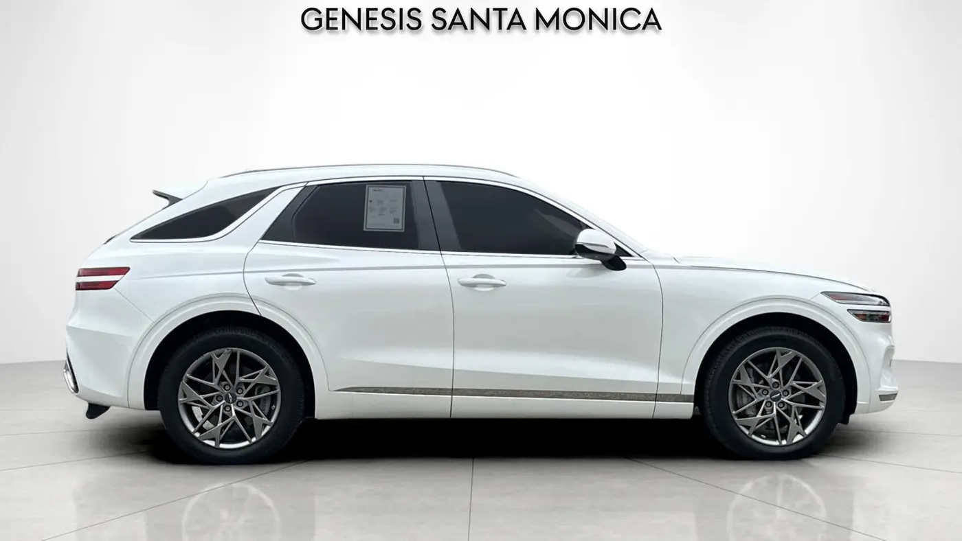 2023 Genesis GV70 2.5T Standard