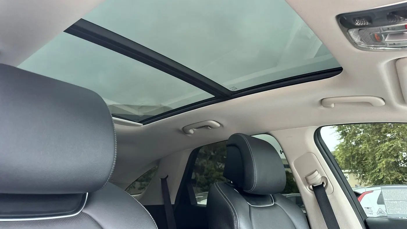 2023 Genesis GV70 2.5T Standard