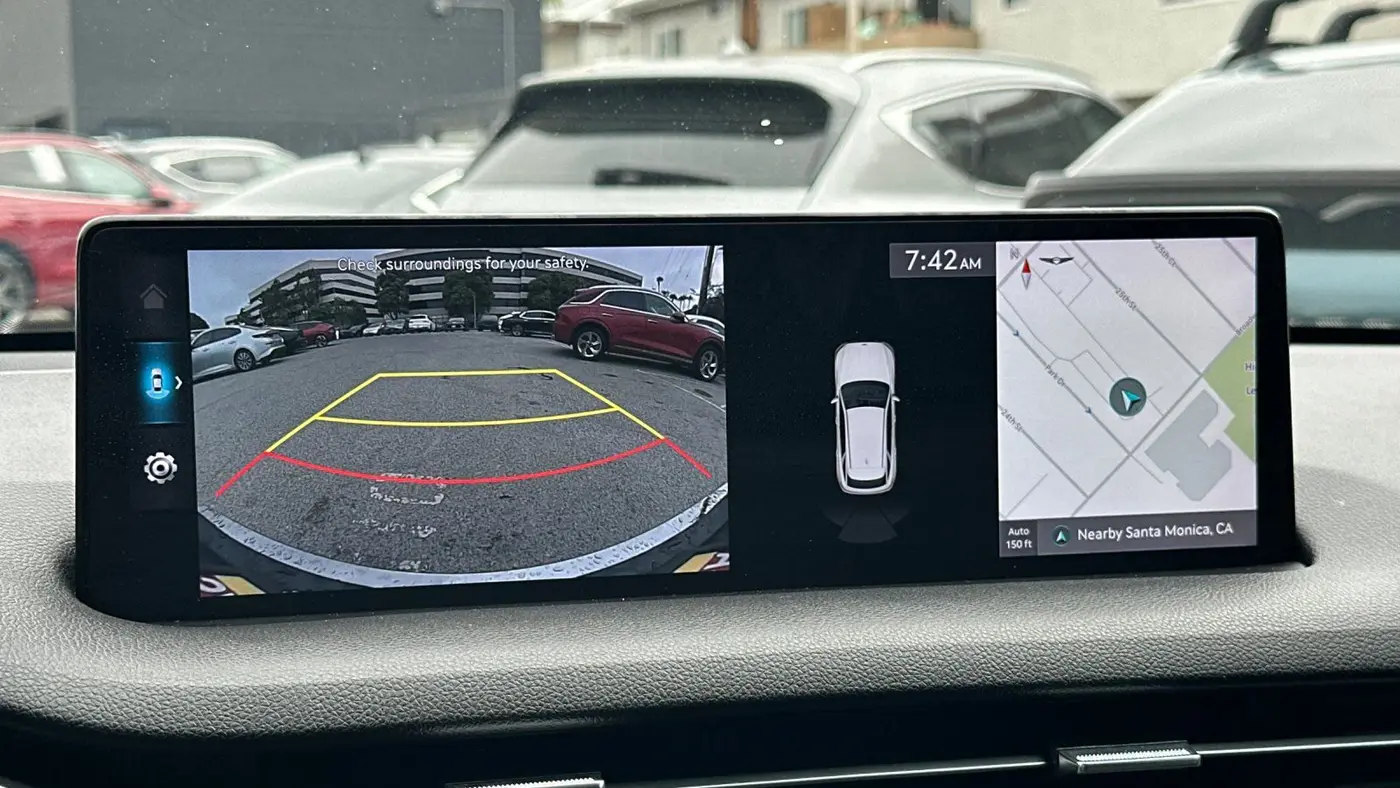 2023 Genesis GV70 2.5T Standard