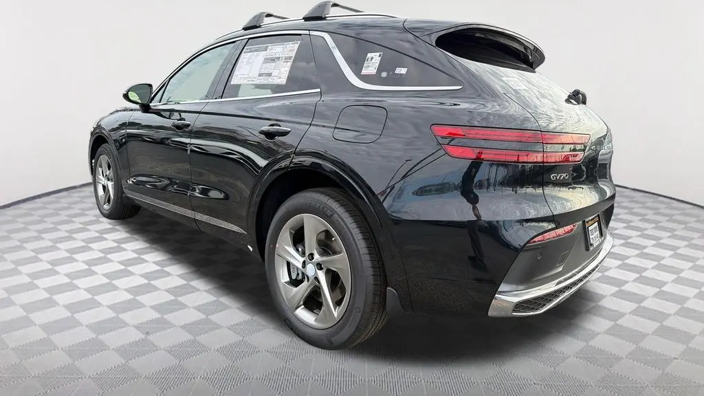 2026 Genesis GV70 2.5T Standard