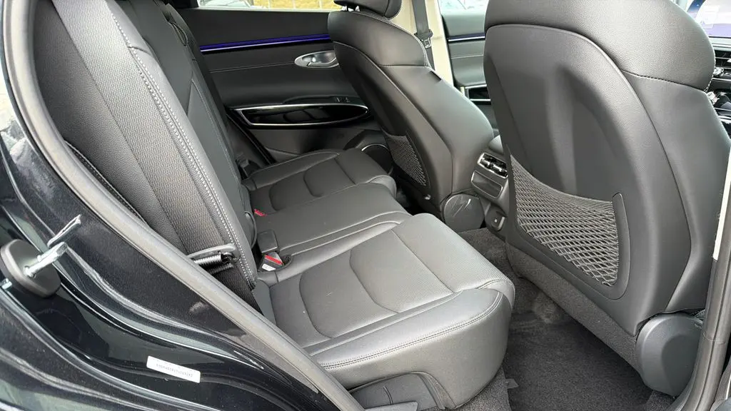 2026 Genesis GV70 2.5T Standard