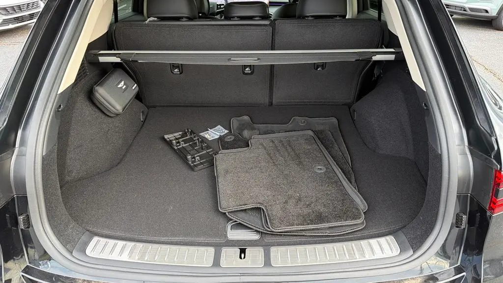 2026 Genesis GV70 2.5T Standard