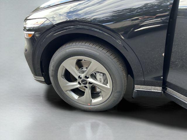 2026 Genesis Gv70 - $47,831