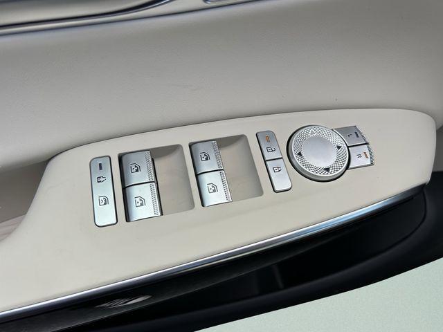 2026 Genesis Gv70 - $47,831