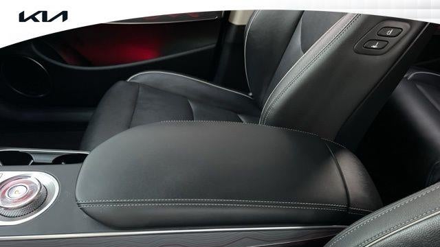 2022 Genesis GV70 2.5T Standard