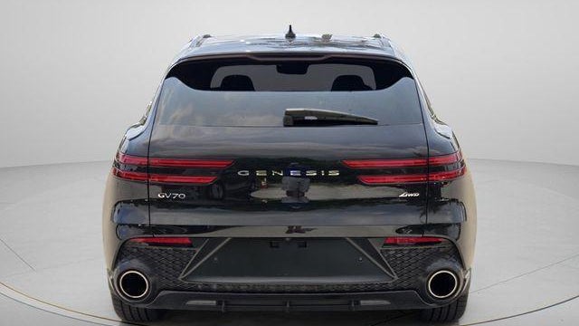 2023 Genesis GV70 2.5T Standard