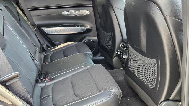 2023 Genesis GV70 2.5T Standard