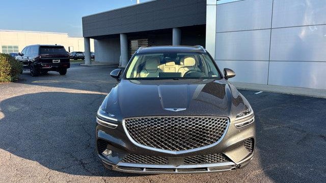 2023 Genesis GV70 2.5T Standard