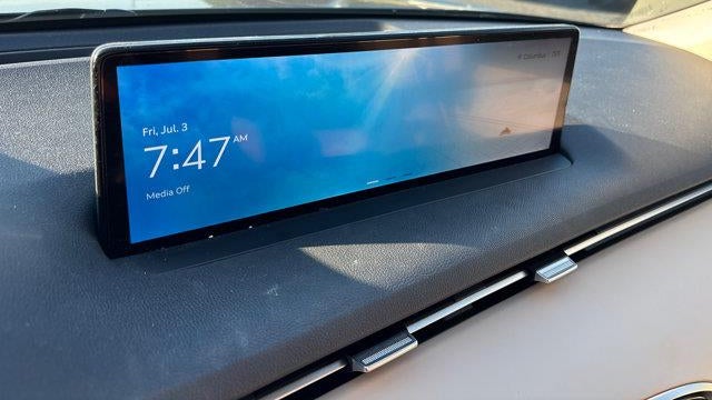 2023 Genesis GV70 2.5T Standard