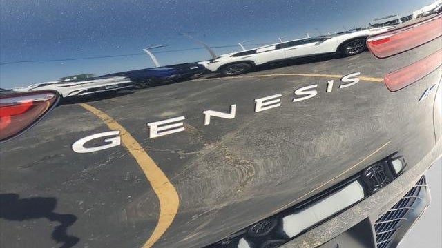 2023 Genesis GV70 2.5T Standard