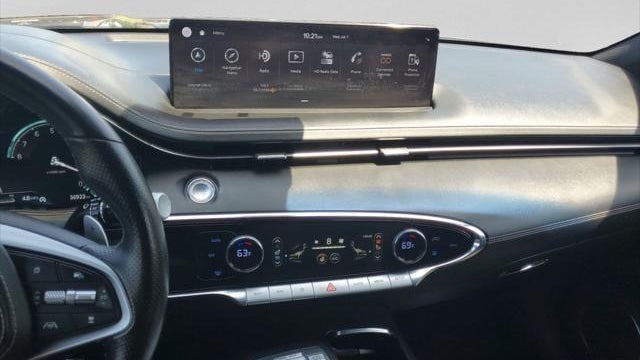 2023 Genesis GV70 2.5T Standard