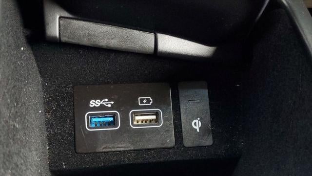 2023 Genesis GV70 2.5T Standard