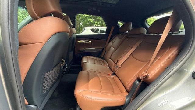 2023 Genesis GV70 2.5T Standard