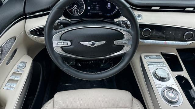 2023 Genesis GV70 2.5T Standard