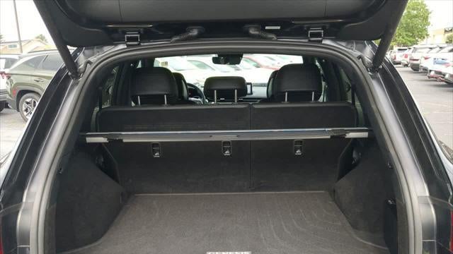 2025 Genesis GV70 2.5T Standard