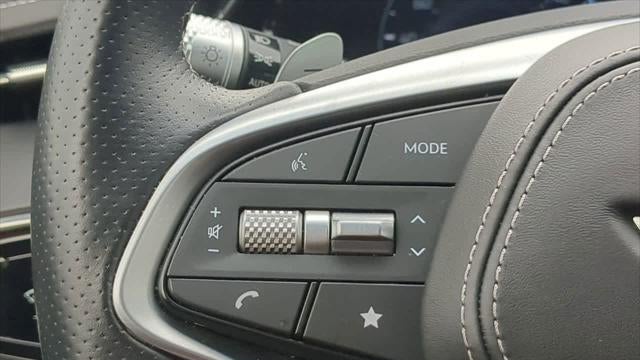 2025 Genesis GV70 2.5T Standard