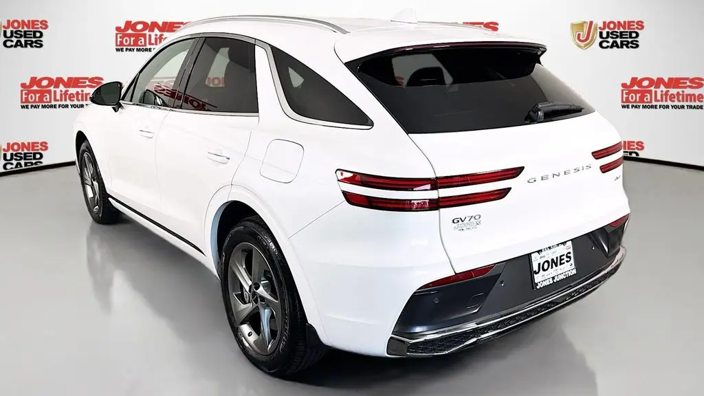 2026 Genesis GV70 2.5T Select