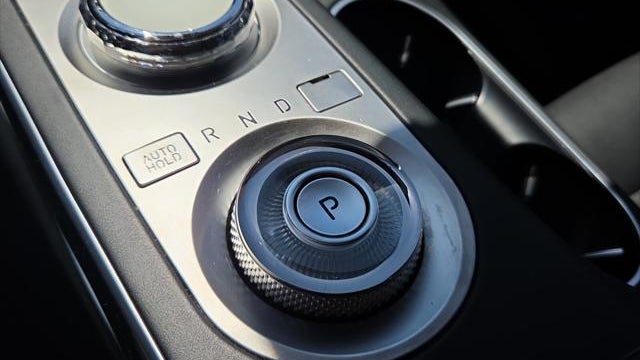 2022 Genesis GV70 2.5T Standard