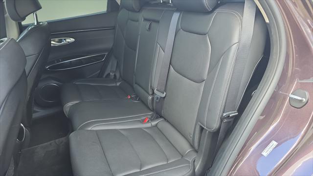2023 Genesis GV70 2.5T Standard