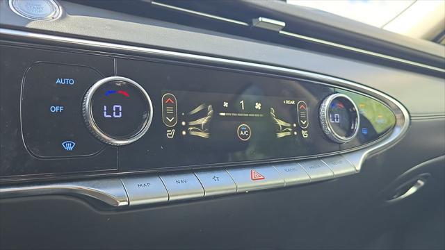 2023 Genesis GV70 2.5T Standard