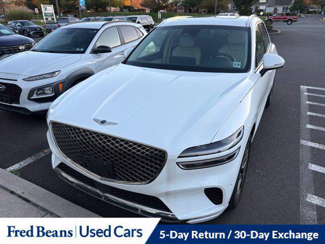 2023 Genesis Gv70 - $37,981