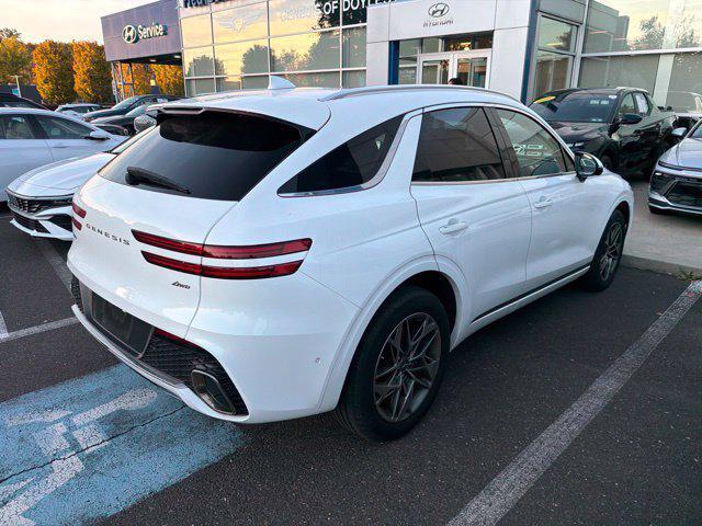 2023 Genesis Gv70 - $37,981