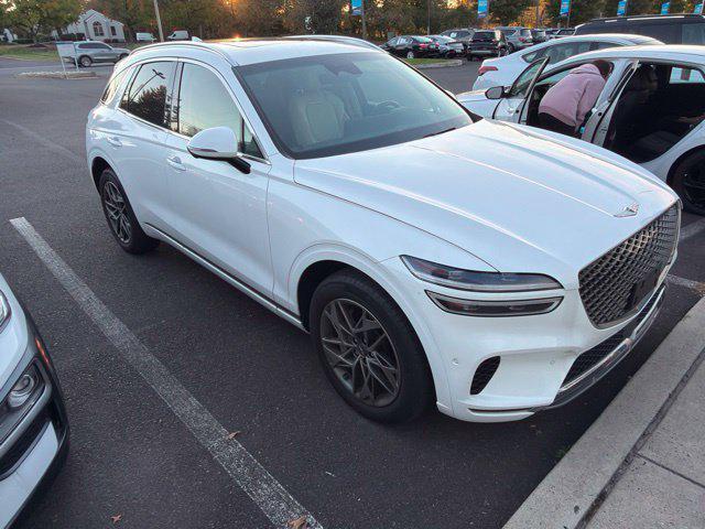 2023 Genesis Gv70 - $37,981