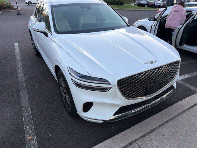 2023 Genesis Gv70 - $37,981