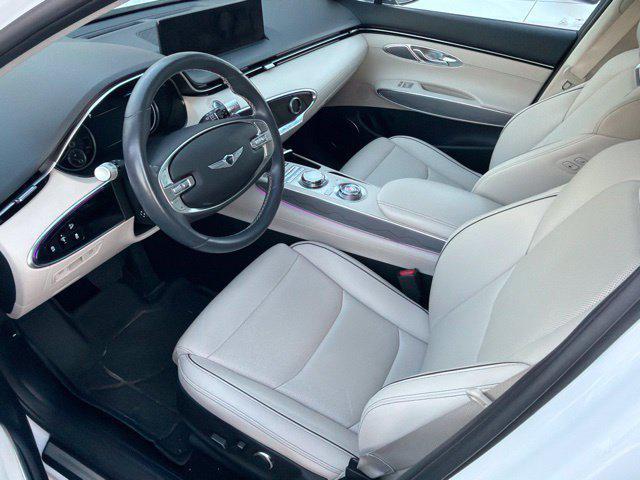 2023 Genesis Gv70 - $37,981