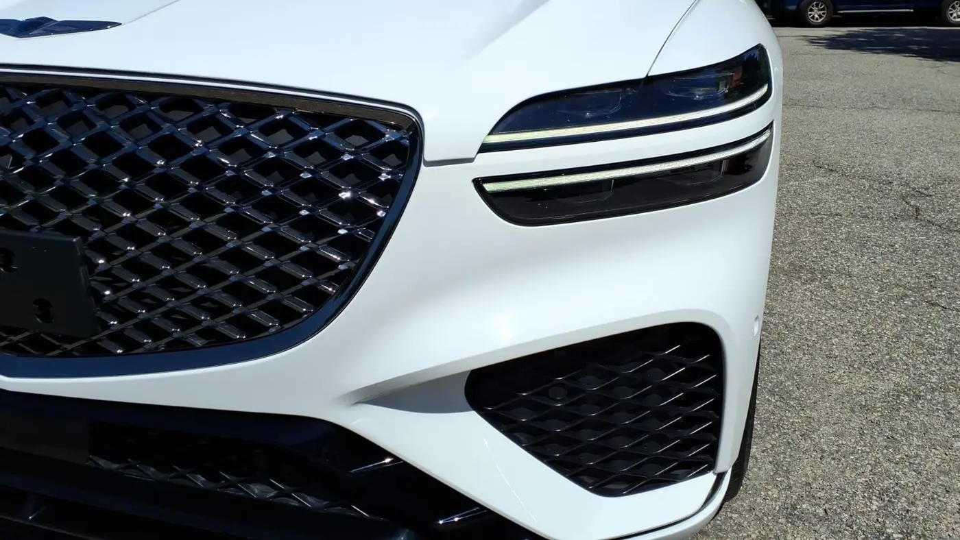 2023 Genesis GV70 2.5T Standard
