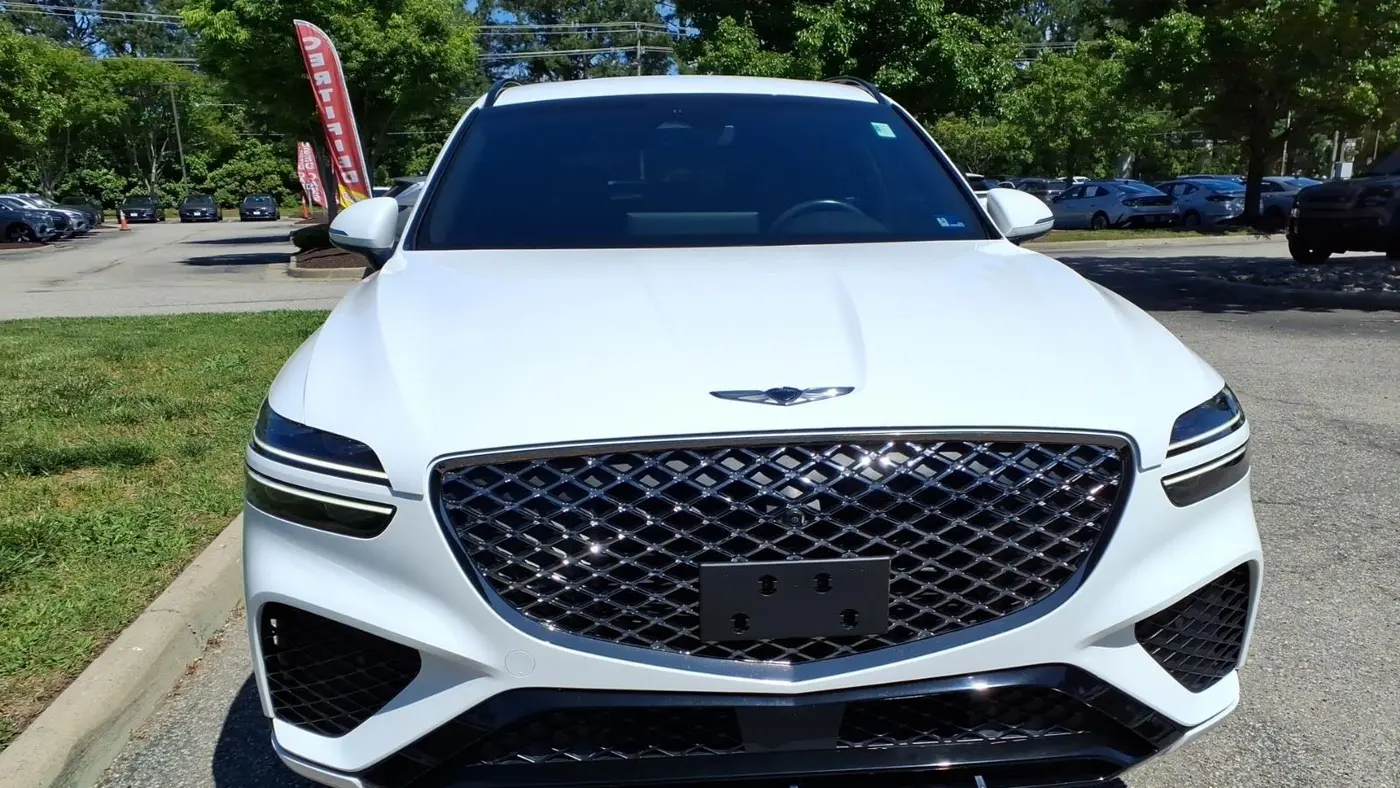2023 Genesis GV70 2.5T Standard