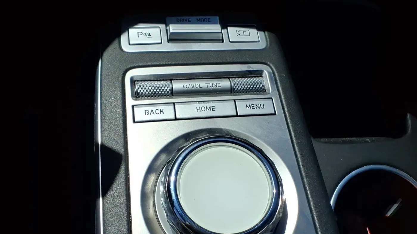 2023 Genesis GV70 2.5T Standard