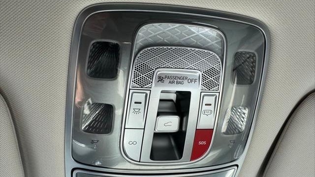 2023 Genesis GV70 2.5T Standard
