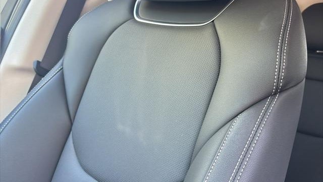 2026 Genesis GV70 2.5T Standard