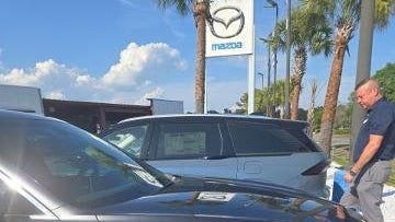 2023 Genesis GV70 2.5T Standard