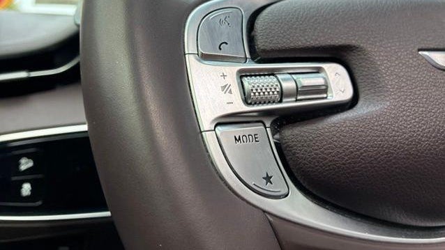 2023 Genesis GV70 2.5T Standard