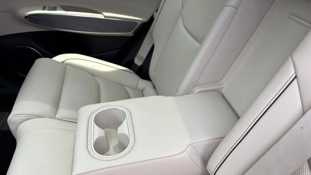 2023 Genesis GV70 2.5T Standard
