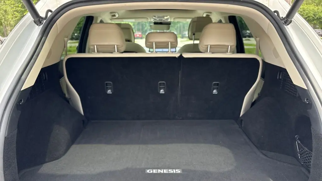2023 Genesis GV70 2.5T Standard