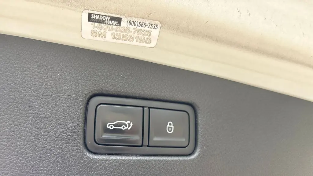 2023 Genesis GV70 2.5T Standard