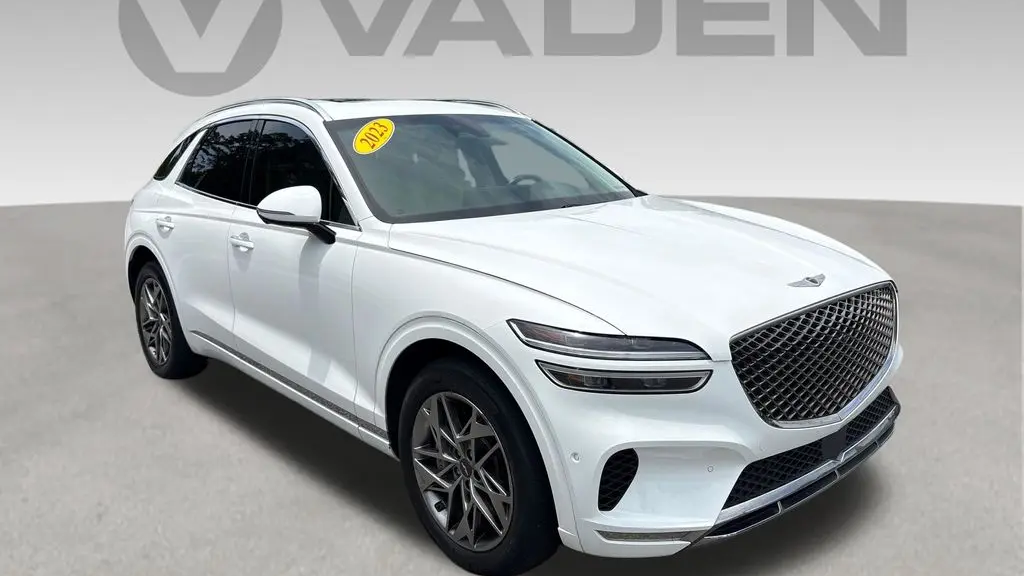 2023 Genesis GV70 2.5T Standard