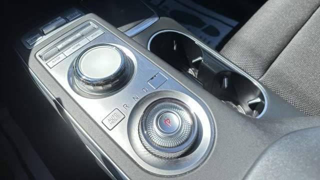 2023 Genesis GV70 2.5T Standard