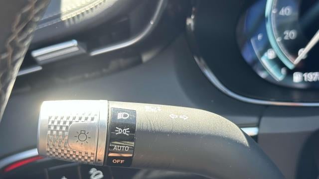 2023 Genesis GV70 2.5T Standard