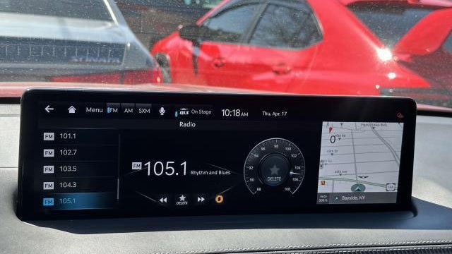 2023 Genesis GV70 2.5T Standard