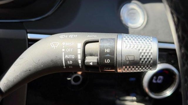 2025 Genesis GV70 2.5T Standard