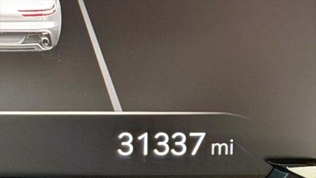 2025 Genesis GV70 2.5T Standard