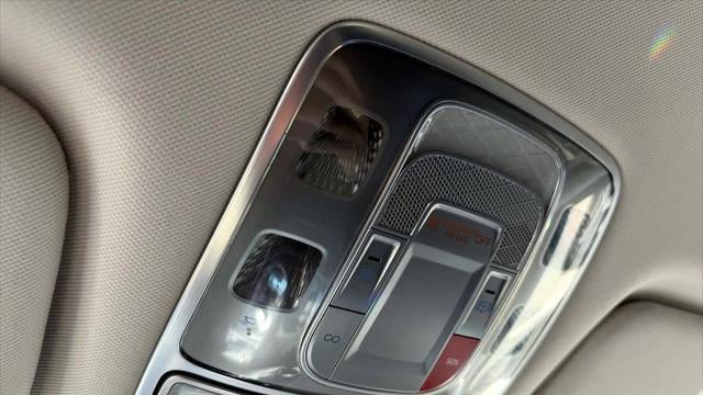 2025 Genesis GV70 2.5T Standard