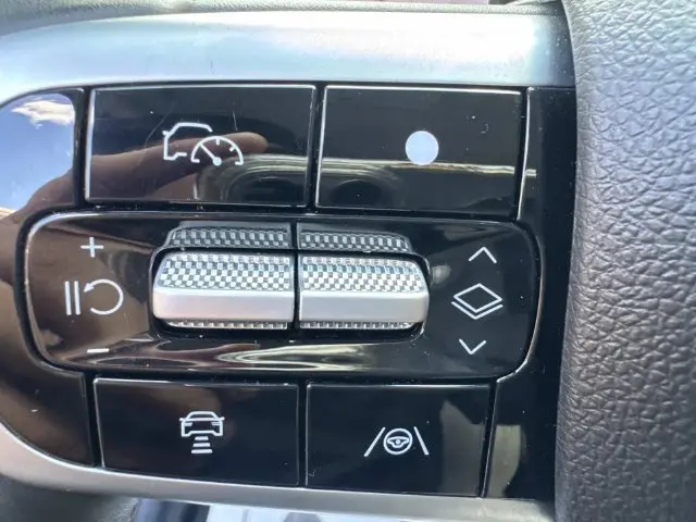 2026 Genesis Gv70 - $47,999