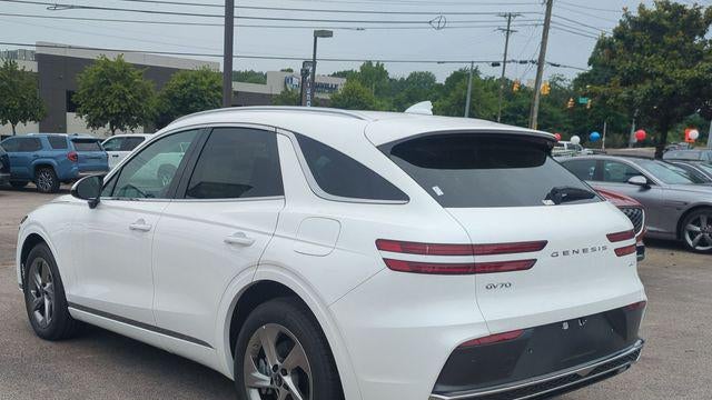 2026 Genesis GV70 2.5T Standard