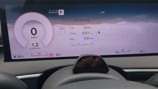 2026 Genesis GV70 2.5T Standard