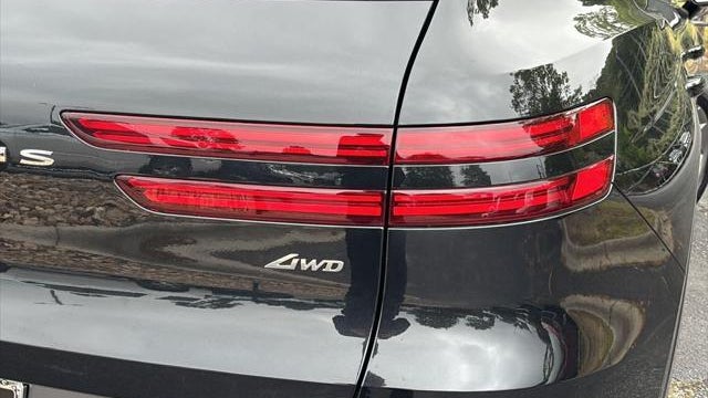 2026 Genesis GV70 2.5T Standard